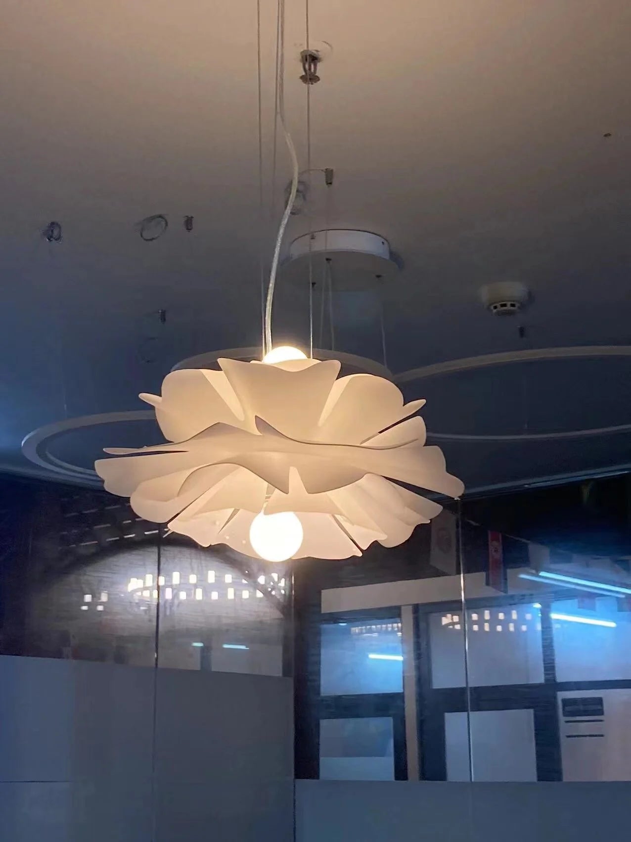 Solfjäder - Lustre fleur de chandelier