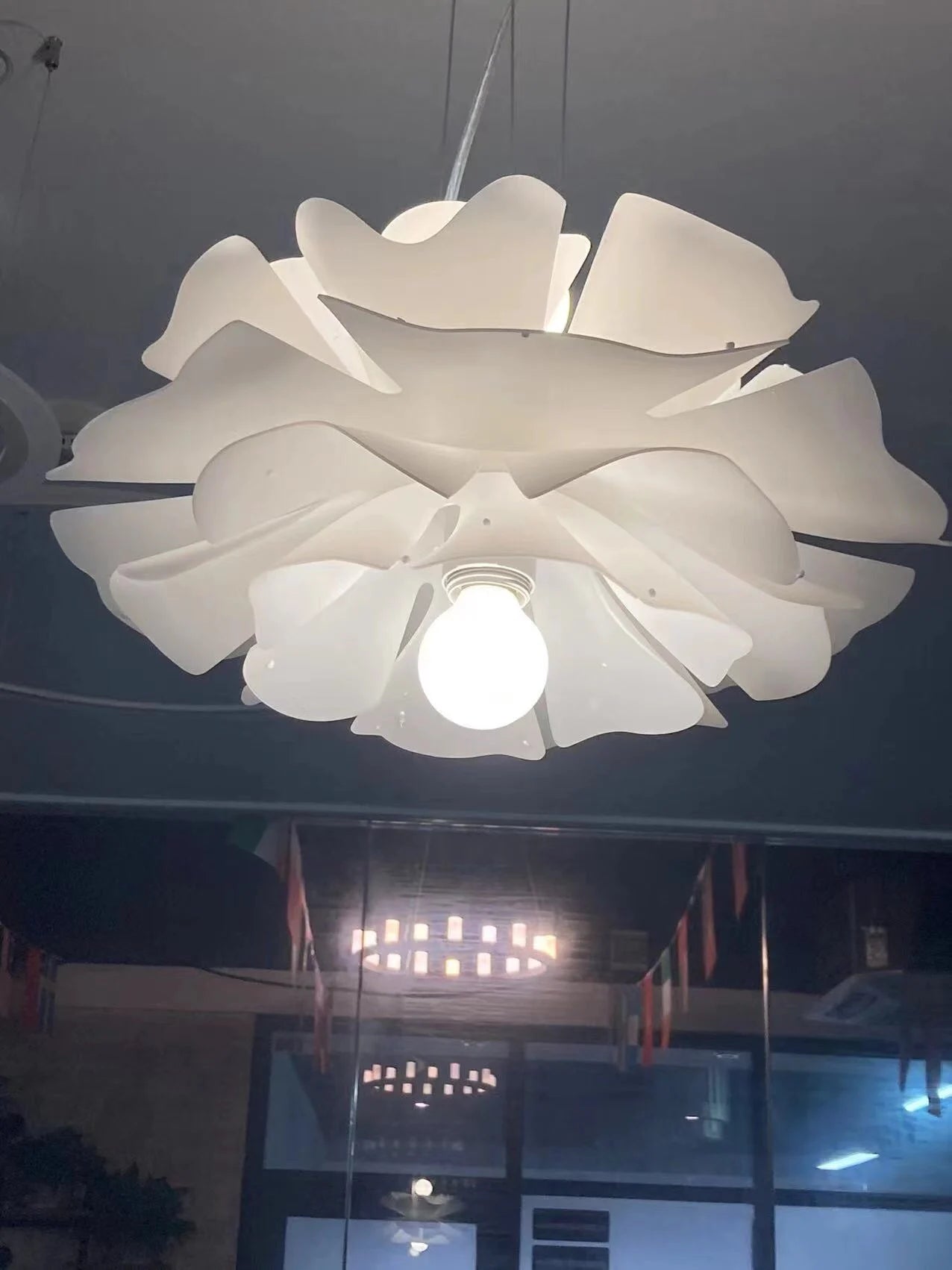 Solfjäder - Lustre fleur de chandelier